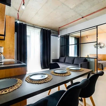 Seaside Loft *